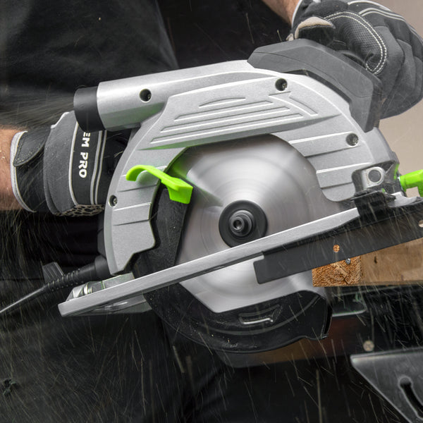 Scie circulaire 1350W – 190 mm – laser de guidage – vitesse variable – coupe précise et puissante