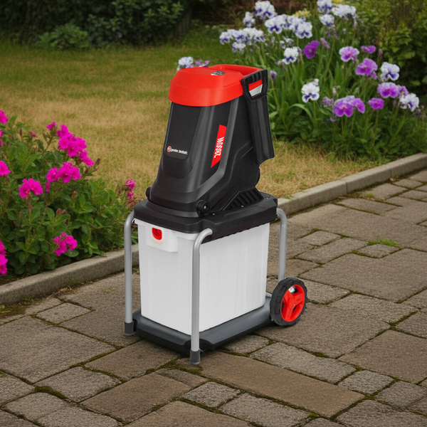 Electric Wood Chipper 2800W with 50L Collection Box
